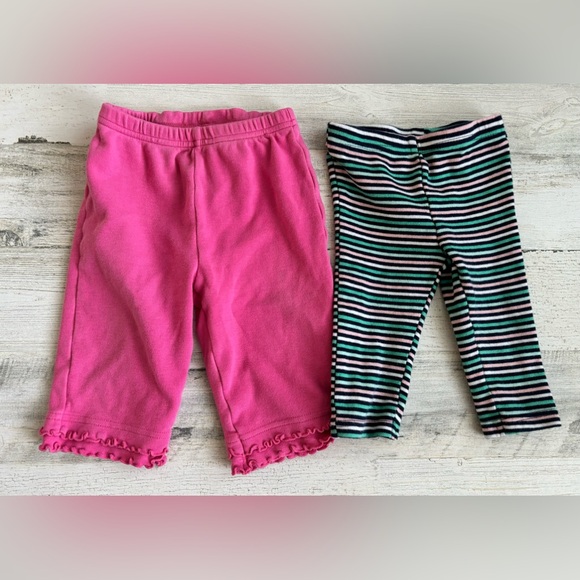 3/$9 - 2 Carter’s Girls Pants Size 9 months - Picture 1 of 4